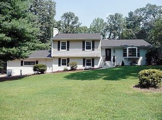 6040 Studley Rd, Mechanicsville, VA 23116