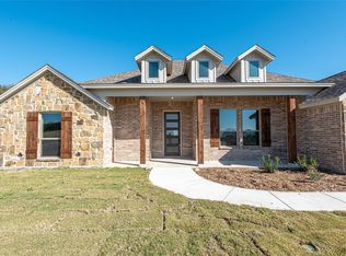 8681 Sari Strong Dr, Weatherford, TX 76087