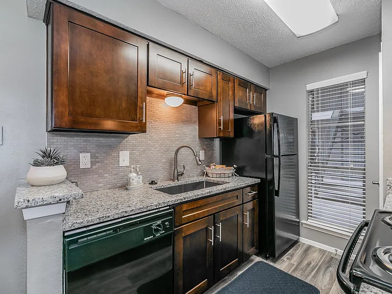 Station 121 at Town Center Apartments — Photo 131
