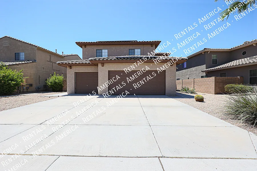 Gorgeous 4/2.5 w/ Den + Loft + Pool in Surprise!! — Photo 1