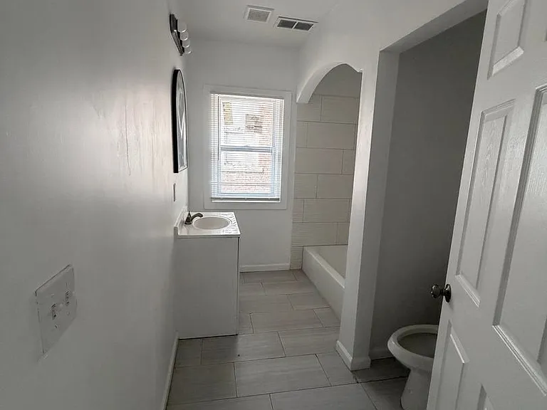 3250 Webb St — Photo 5