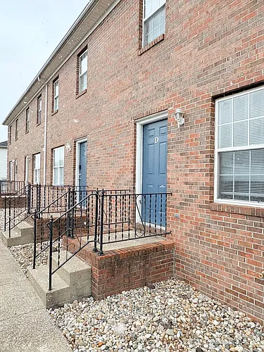 130 Bright St #D Photo 1 130 Bright St #D Photo 1