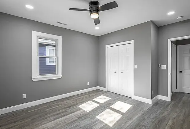 110 Sawyer St — Photo 5