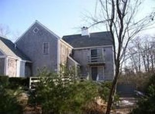 4 Chilmark Dr, East Falmouth, MA 02536