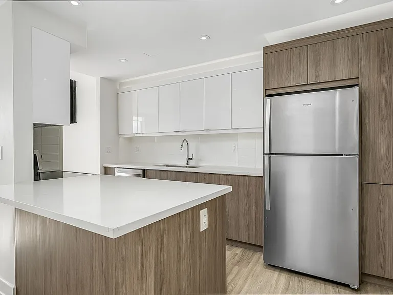 287 Markland Dr — Photo 8