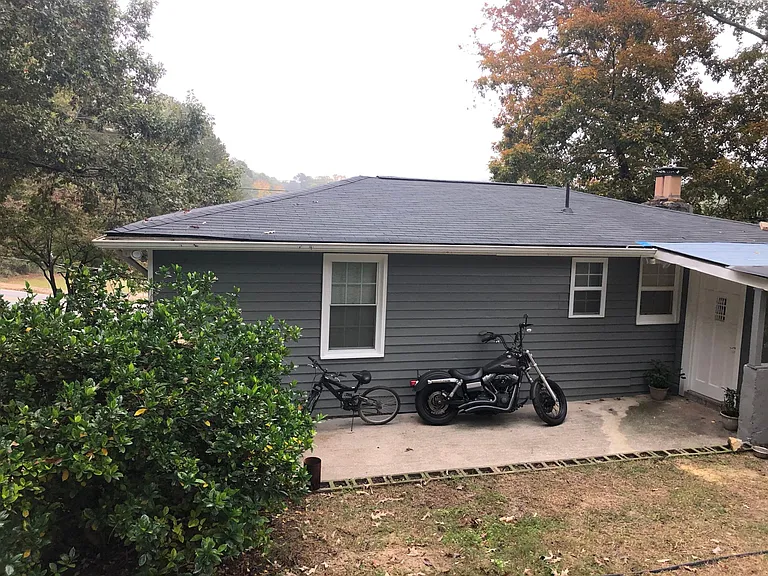 Lakeshore Dr NE — Photo 13