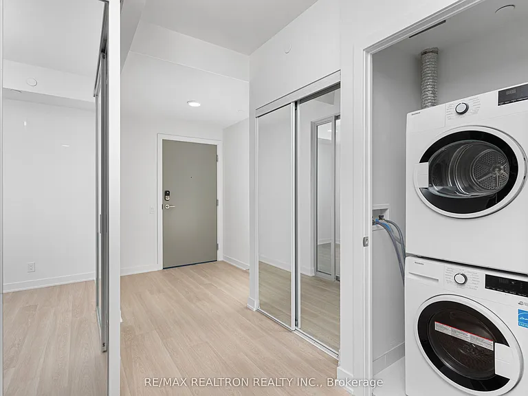 30 Upper Mall Way #A-620 — Photo 27