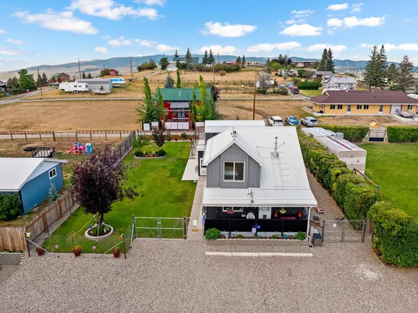 407 E Larime St, White Sulphur Springs, MT 59645