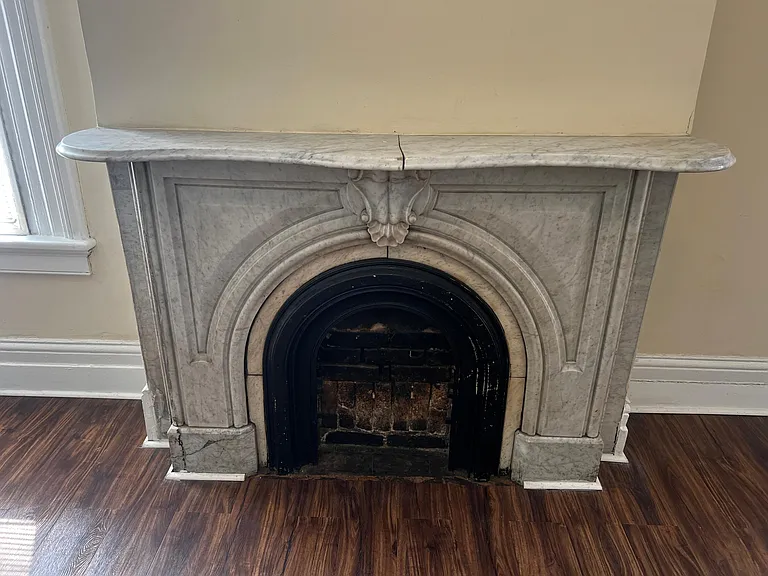 17 E Grace St #17B — Photo 6