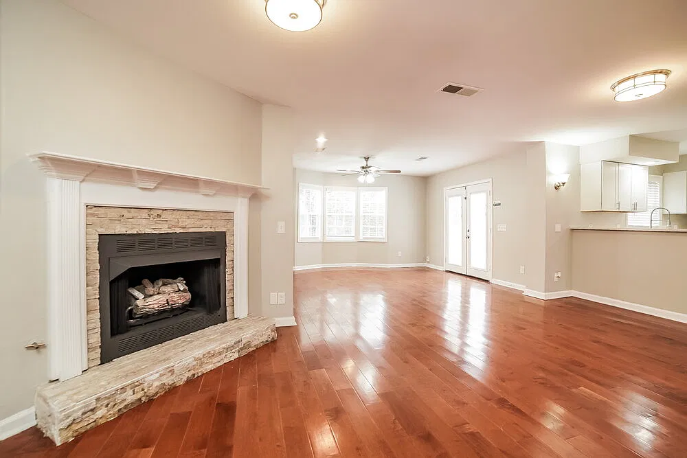 4 bed, 2.5 bath, 2901 sqft, $2,615 — Photo 4