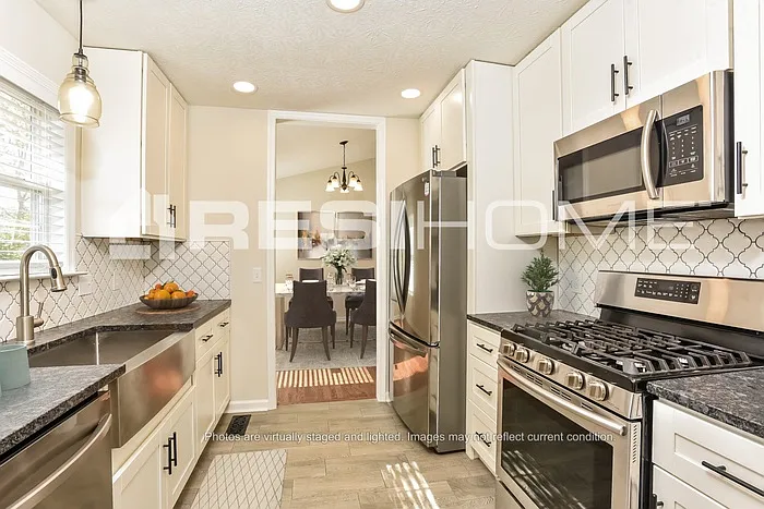 2809 Pinnacle Ct — Photo 2