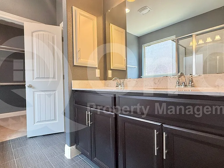4400 Trinity Woods St — Photo 22