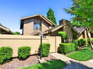 2058 Promontory Point Ln, Gold River, CA 95670
