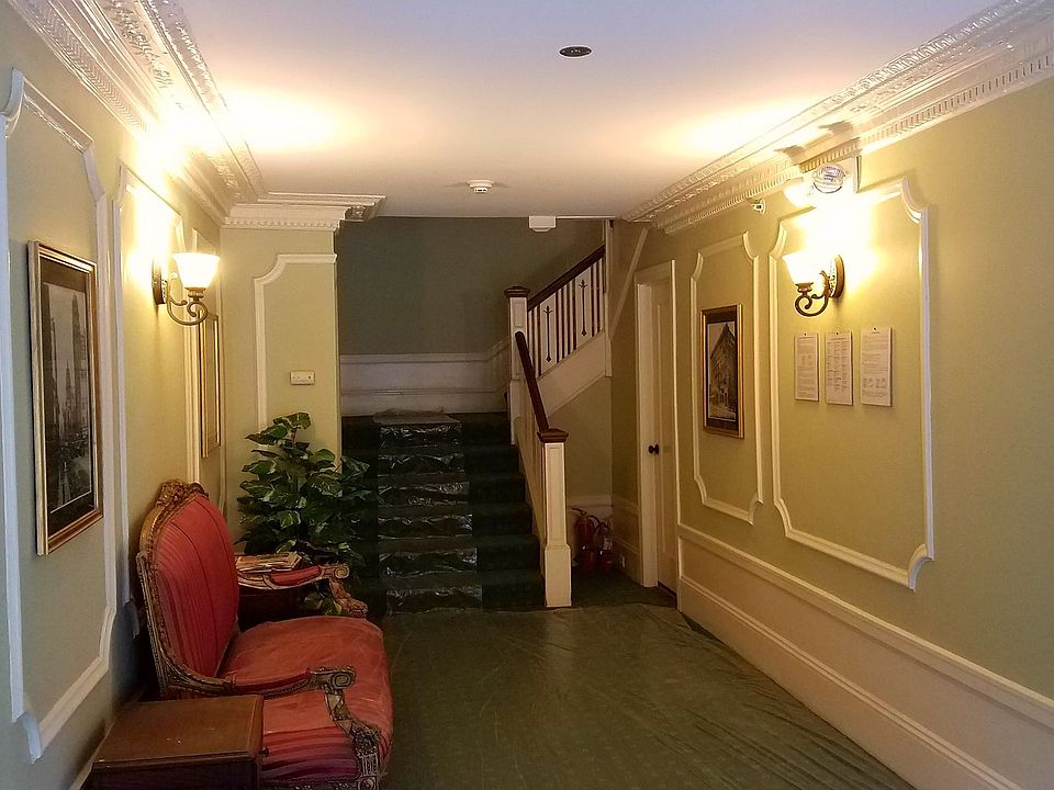 Building Photo 5