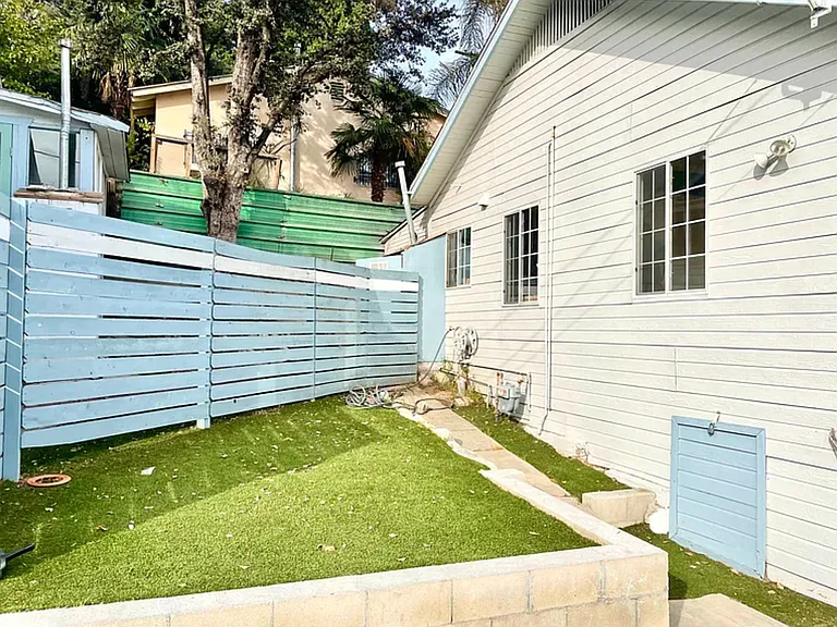 6512 Aldama St — Photo 19