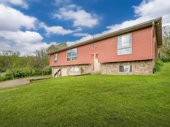 116 Heatherwood Dr, Howard, OH 43028
