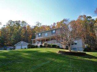 415 Peak Rd, Stone Ridge, NY 12484