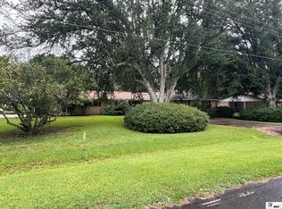 1004 Dye St, Oak Grove, LA 71263