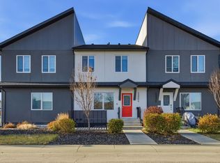 No Name, Edmonton, AB T5E 5E4