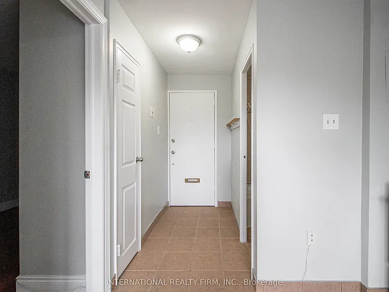 93 High St #206 — Photo 16