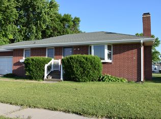 125 8th St, Columbus, NE 68601