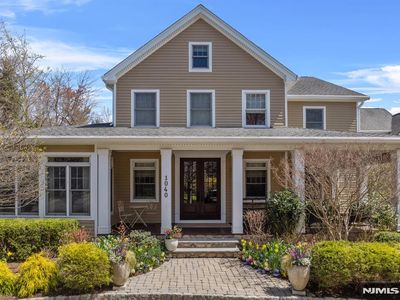 1040 Westwood Ave, Old Tappan, NJ, 07675