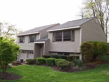 2508 Hunting Ridge Trl photo 1