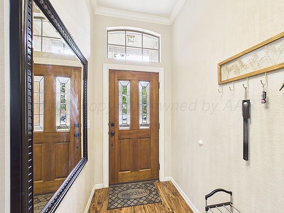 4th image of 6908 Columbia Ln