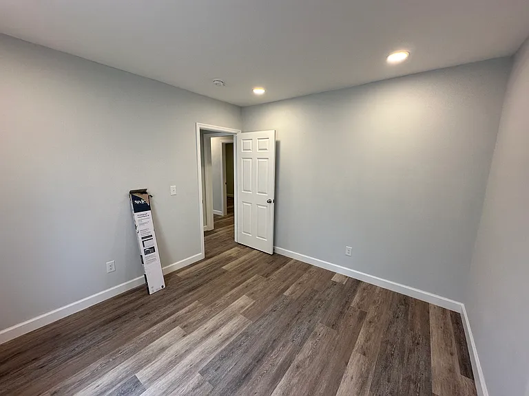 1108 Greene St — Photo 13