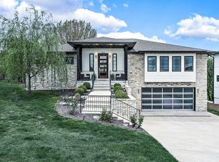 2811 S 14th Ave, Ozark, MO 65721