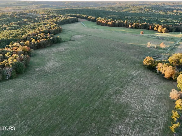 Poke Patch Rd, Crossville, TN 38572