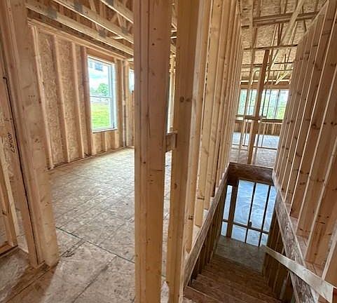 2nd image of 10027 Mulberry Ln