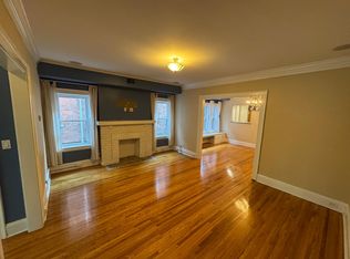 2725 Hampshire Rd, Cleveland, OH 44106