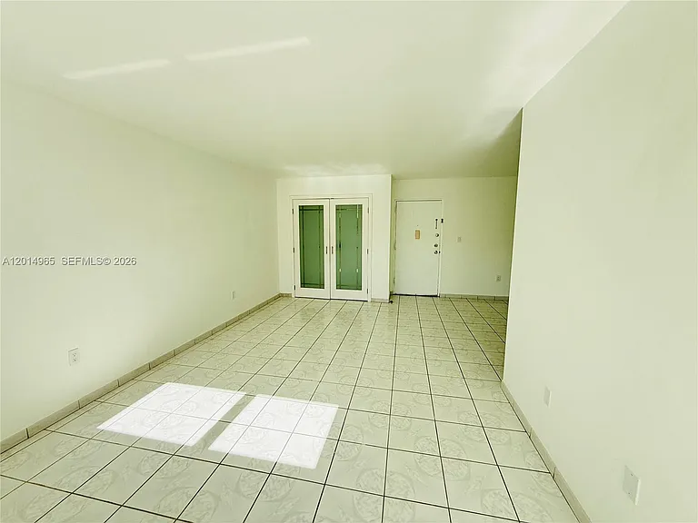 9440 W Flagler St #305 — Photo 3