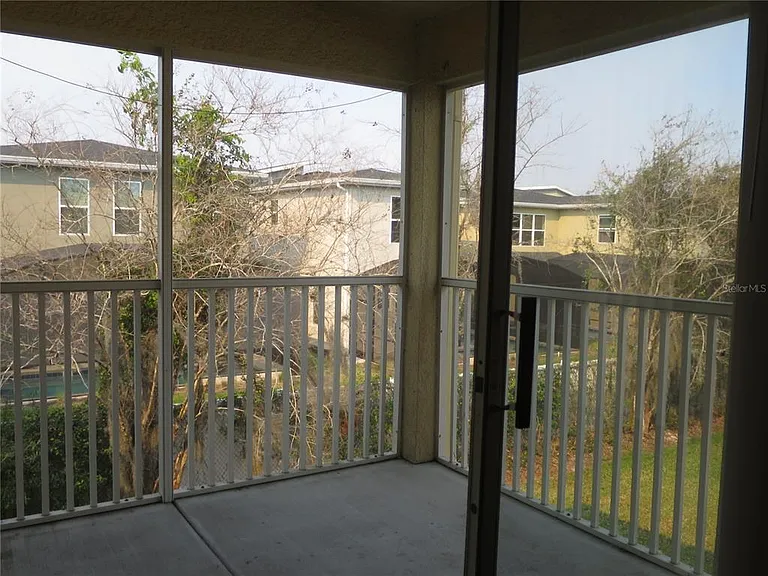 2806 Club Cortile Cir #B — Photo 39