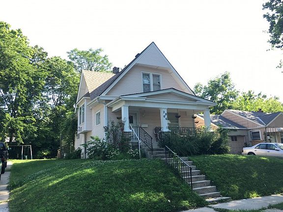 2nd image of 2806 E 33rd St