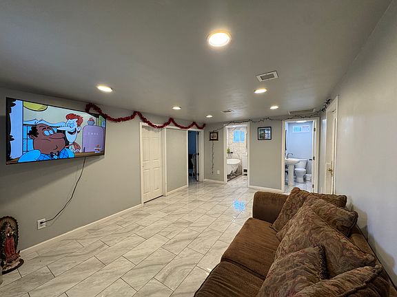 3rd image of 1541 W Tamarisk St #1