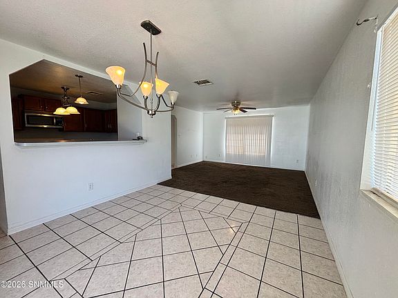 4th image of 430 Tierra Dorada Cir