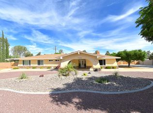 19082 Tecumseh Rd, Apple Valley, CA 92307