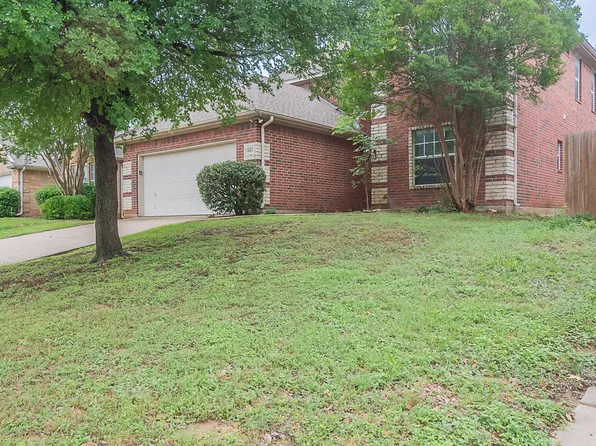 6913 McCracken Ct, Fort Worth, TX 76132
