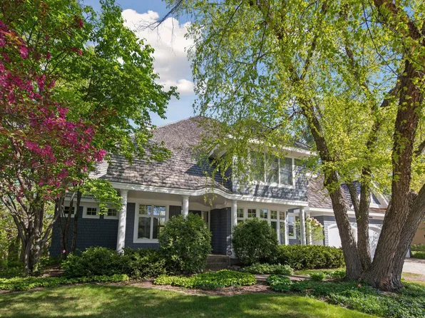 14898 Boulder Pointe Rd, Eden Prairie, MN 55347
