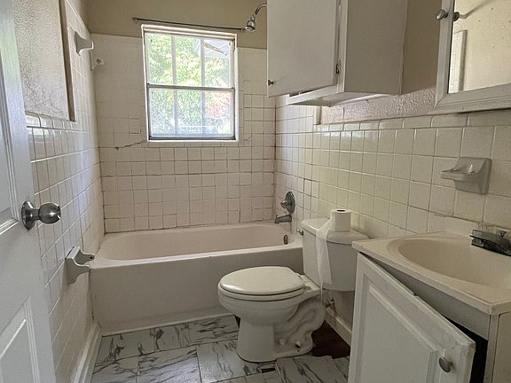 5th image of 4710 Bluebelle Ln