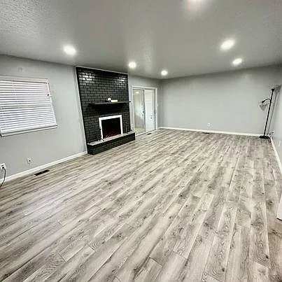 3215 Oakwood Dr — Photo 3