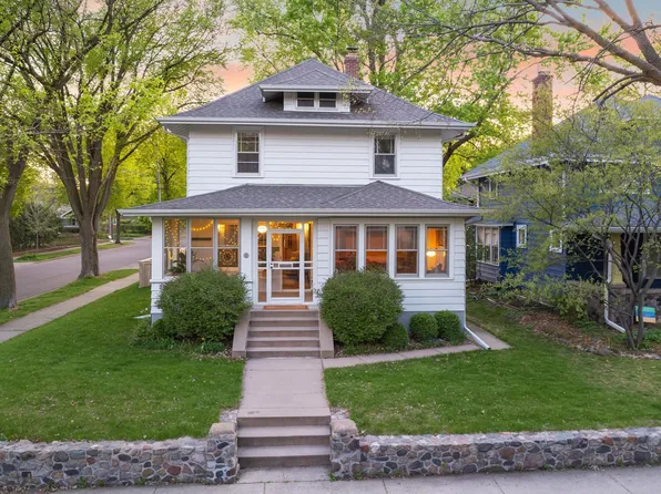 2852 44th Ave S, Minneapolis, MN 55406