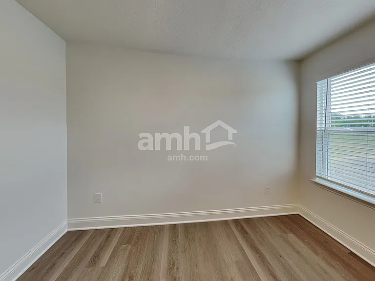 1343 Park Pl S — Photo 22