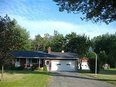 2nd image of 609 W Main St