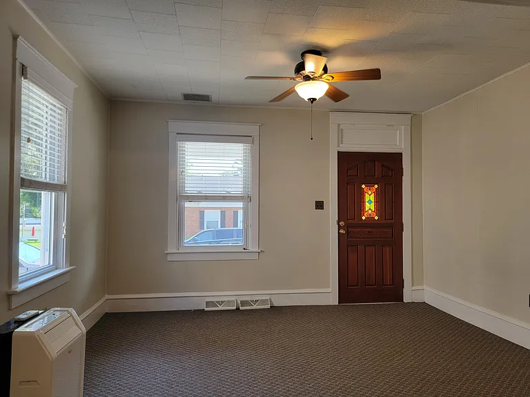 316 W Sunset Ave — Photo 3