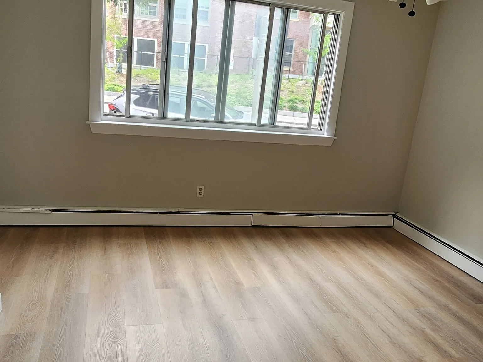 1 bed, 9999 sqft, $2,380 — Photo 3