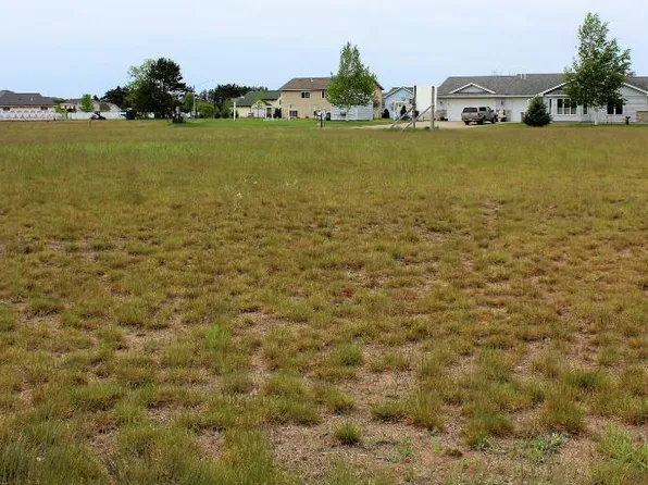 14934 Taylor Dr, Little Falls, MN 56345