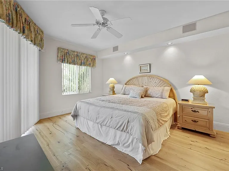 7622 Pebble Creek Cir #102 — Photo 9